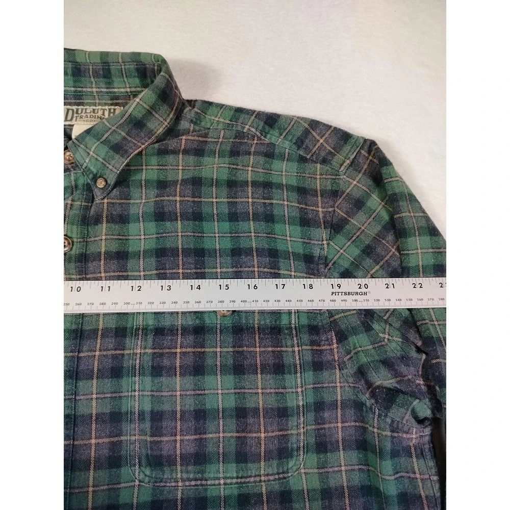 Duluth Trading Co Free Swingin Flannel Shirt Mens Large Green Plaid Workwear